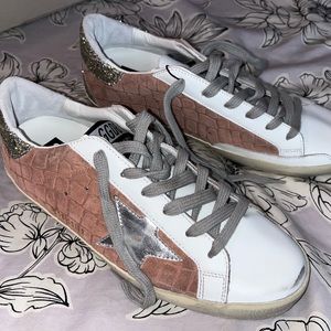 NIB Golden Goose Superstars 39